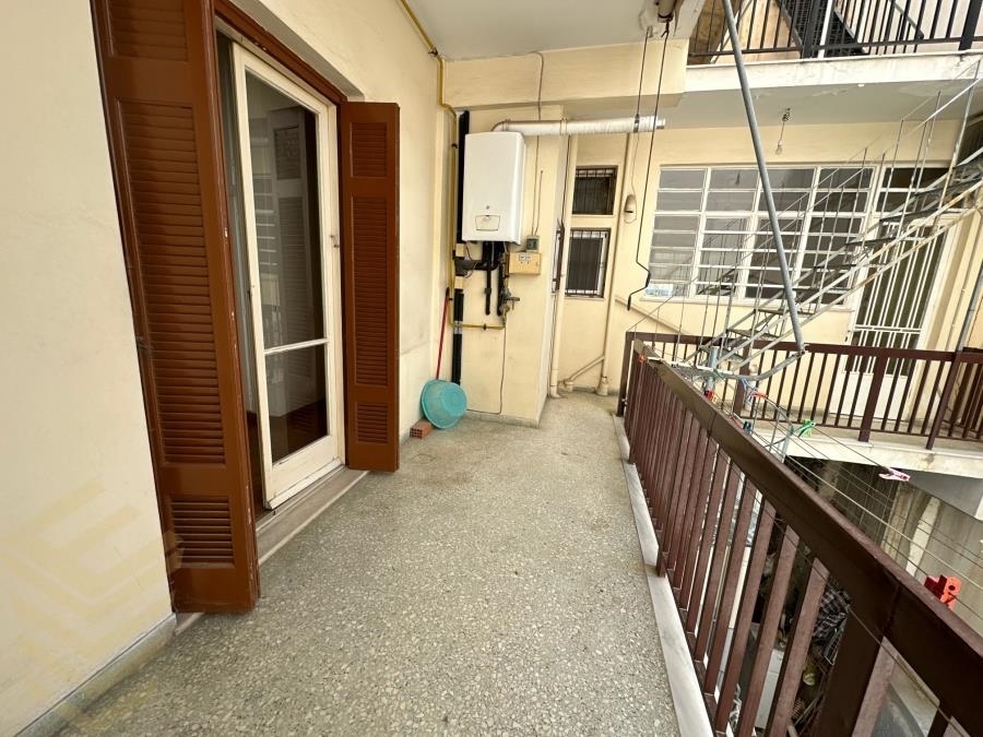 (For Sale) Residential Floor Apartment || Athens South/Nea Smyrni - 140 Sq.m, 3 Bedrooms, 285.000€ 