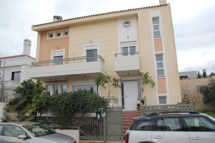 (Προς Πώληση) Κατοικία Μονοκατοικία || Ανατολική Αττική/Βάρη-Βάρκιζα - 402 τ.μ, 7 Υ/Δ, 900.000€ 