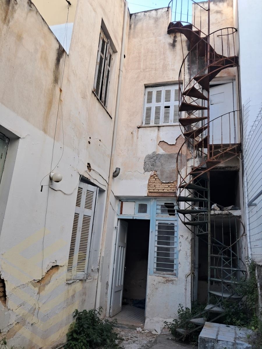 (Προς Πώληση) Αξιοποιήσιμη Γη Οικόπεδο || Αθήνα Κέντρο/Αθήνα - 139 τ.μ, 180.000€ 